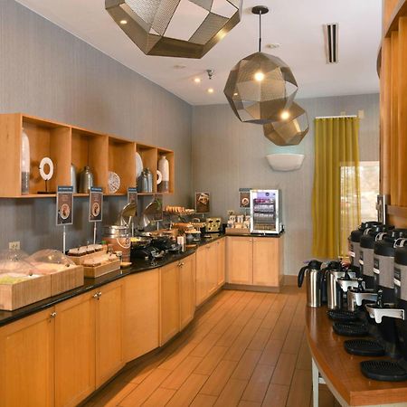 ווסט דה מוין Springhill Suites Des Moines West מראה חיצוני תמונה