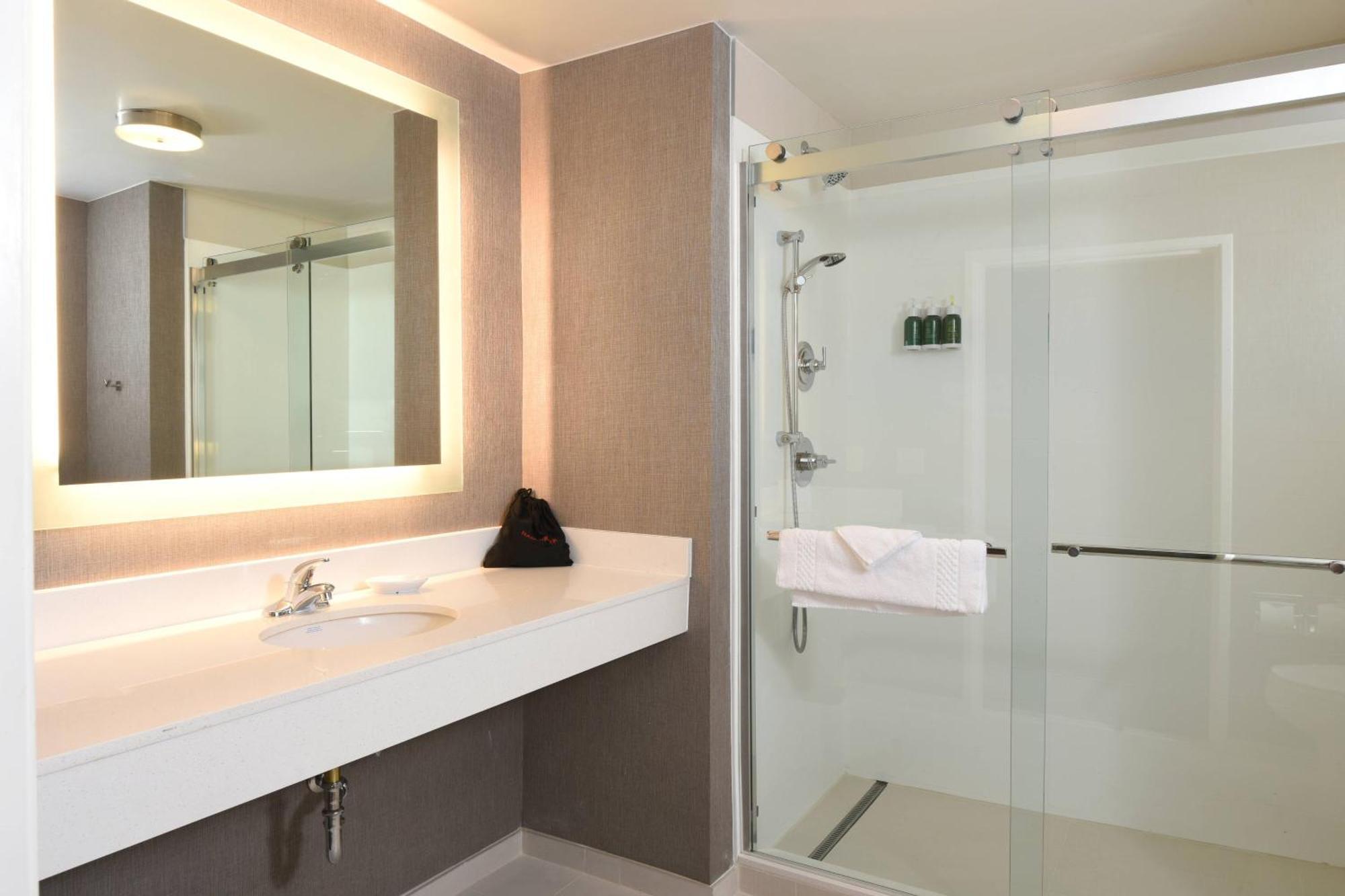 ווסט דה מוין Springhill Suites Des Moines West מראה חיצוני תמונה